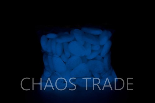 błękitne kamienie świecące w ciemności KBL 20-30